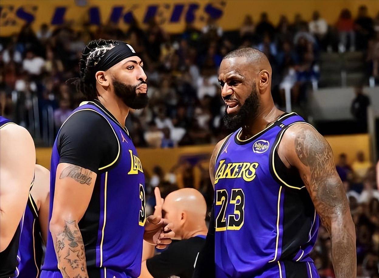 湖人主场大胜火箭,詹姆斯核心战士带领获胜 湖人主场大胜火箭,詹姆斯核心战士带领获胜