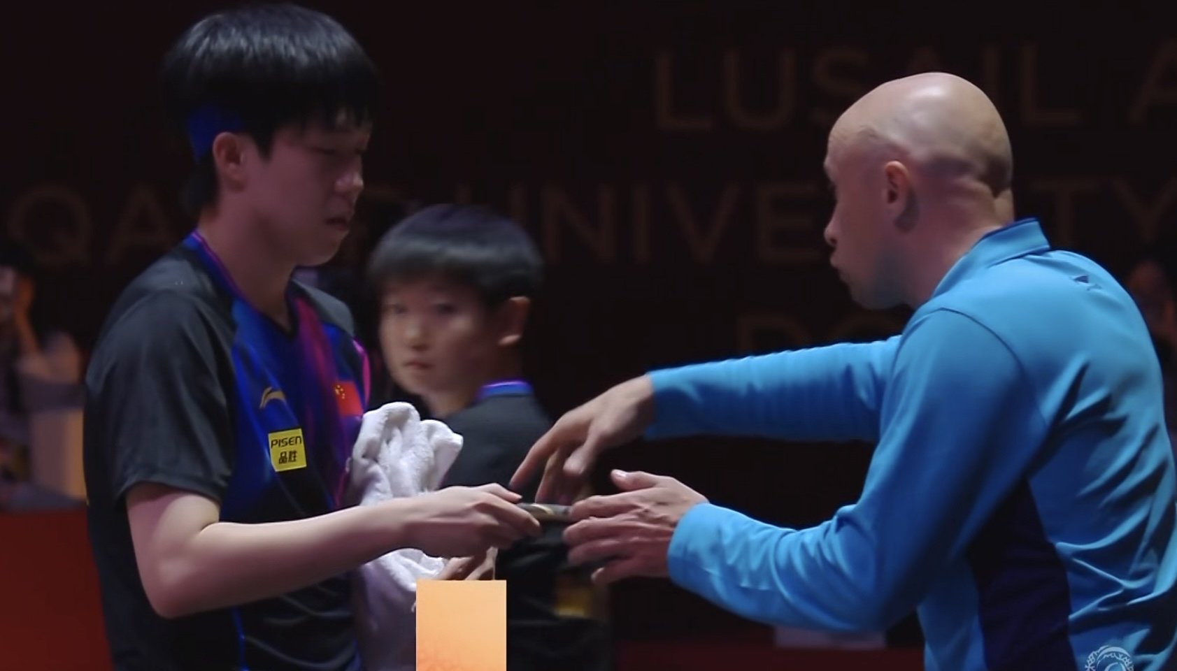 包含夺冠热门疯狂冲击,不甘示弱的对手准备迎战的词条 包含夺冠热门疯狂冲击,不甘示弱的对手准备迎战的词条