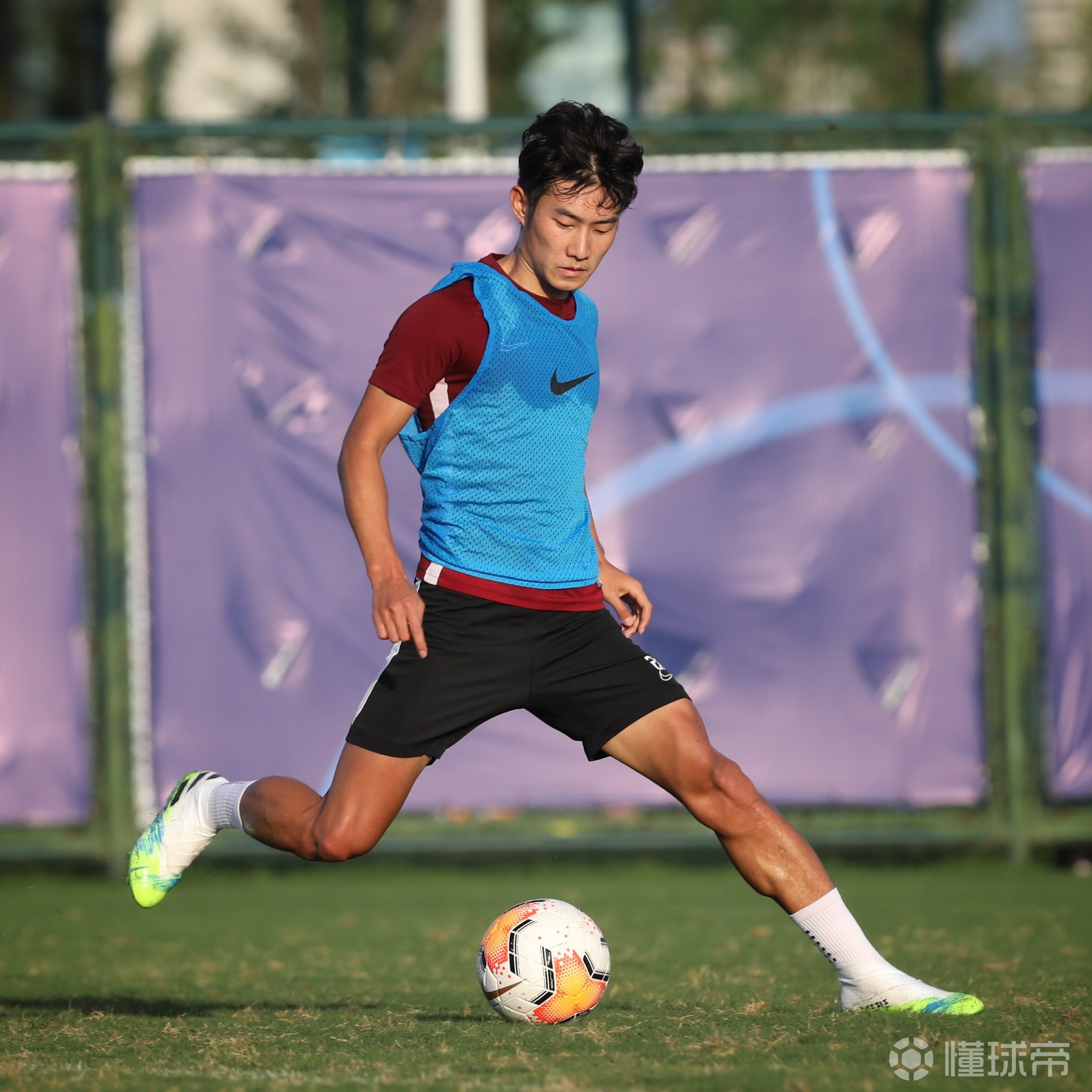 AG百家乐官方网站-天津泰达队员士气高昂，备战瞄准目标