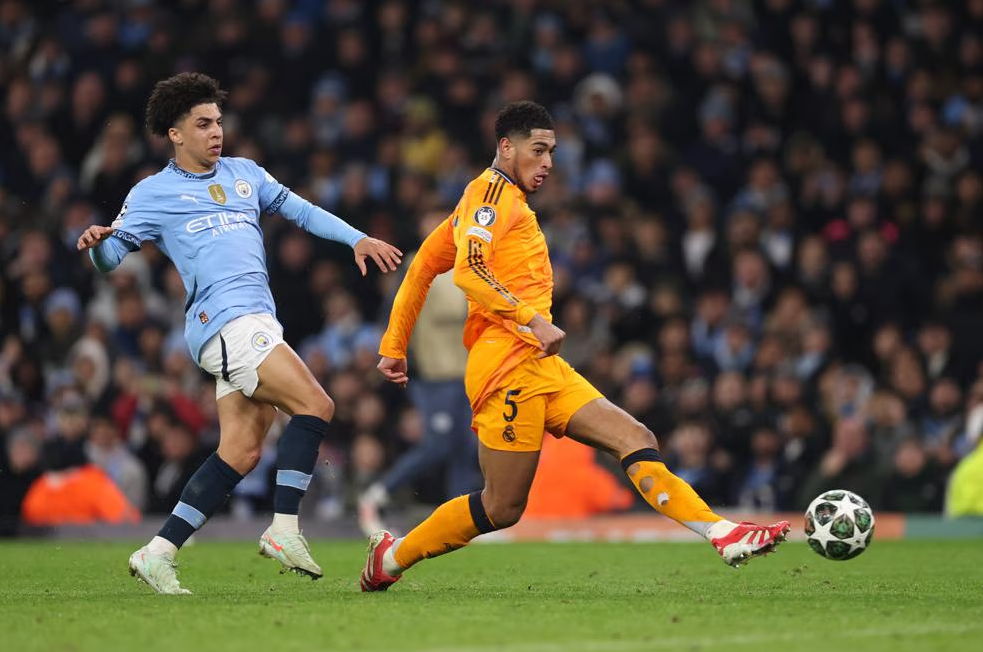 曼城5-1横扫瓦伦西亚，晋级大势已定