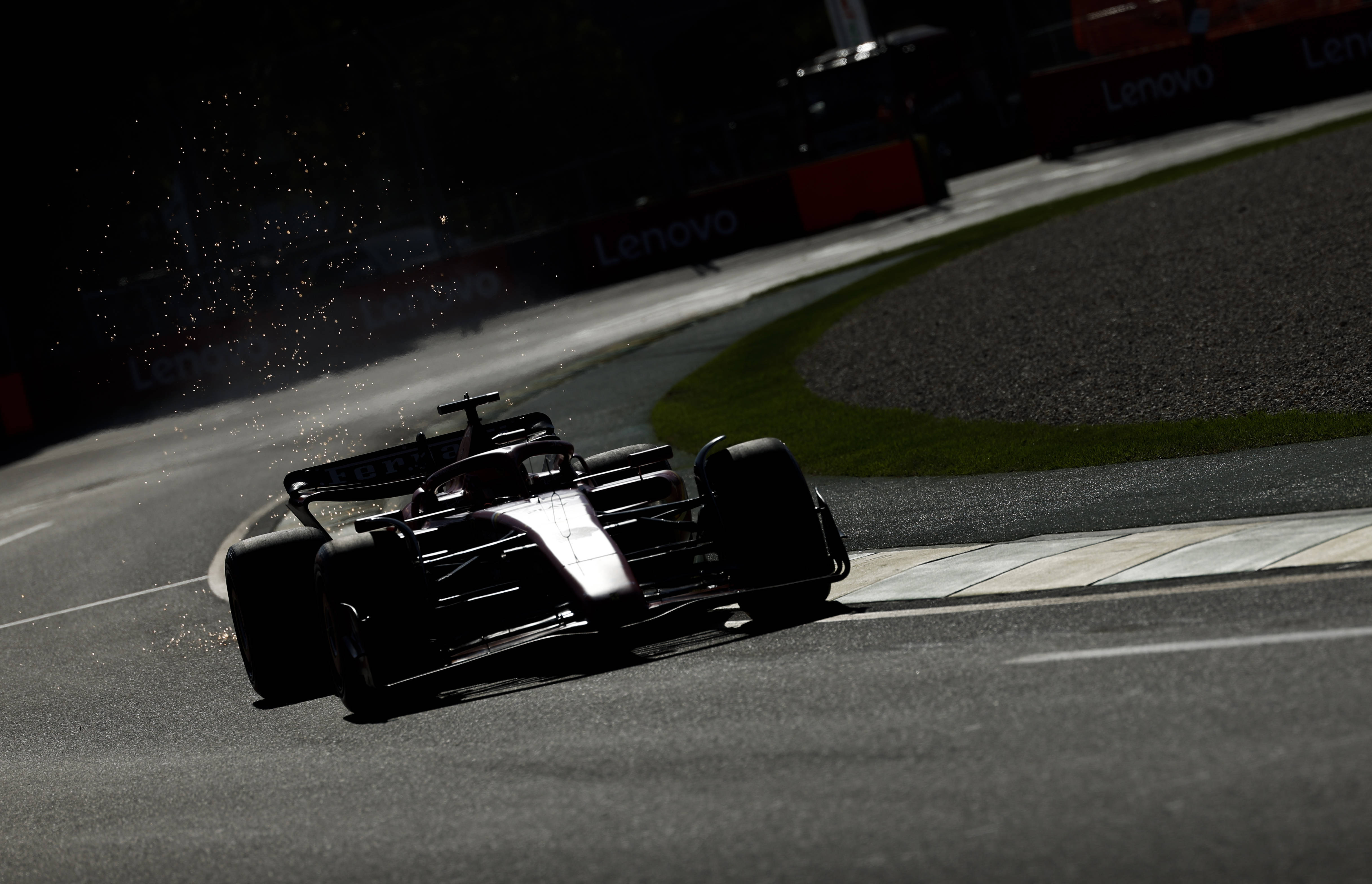 AG真人官方-索伯车队轻取雷诺车队，诺里斯带队取胜